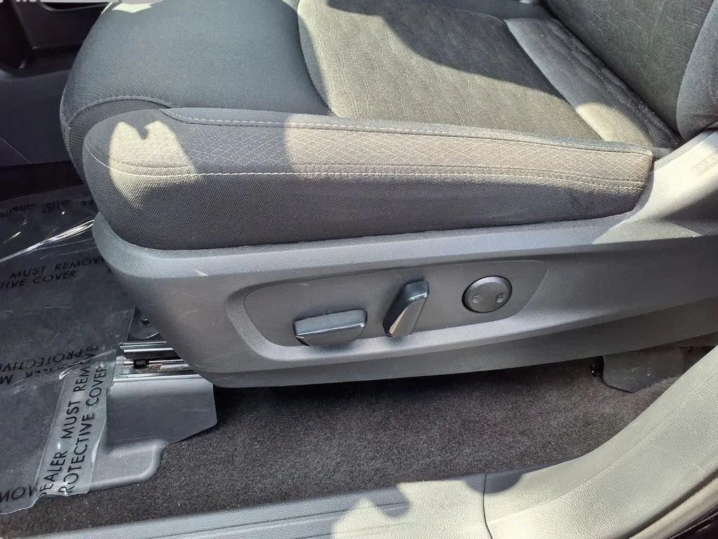 Used 2025 Black Nissan SV image 21