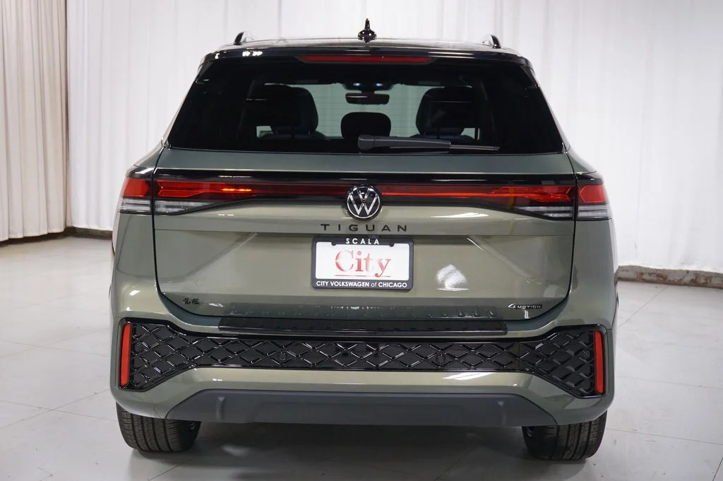 New 2026 Avocado Green w/Deep Black Roof Volkswagen 2.0T SE R-Line Black image 6