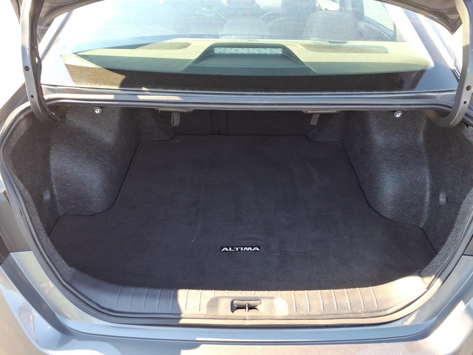Used 2024 Gun Metallic Nissan 2.5 SV image 28