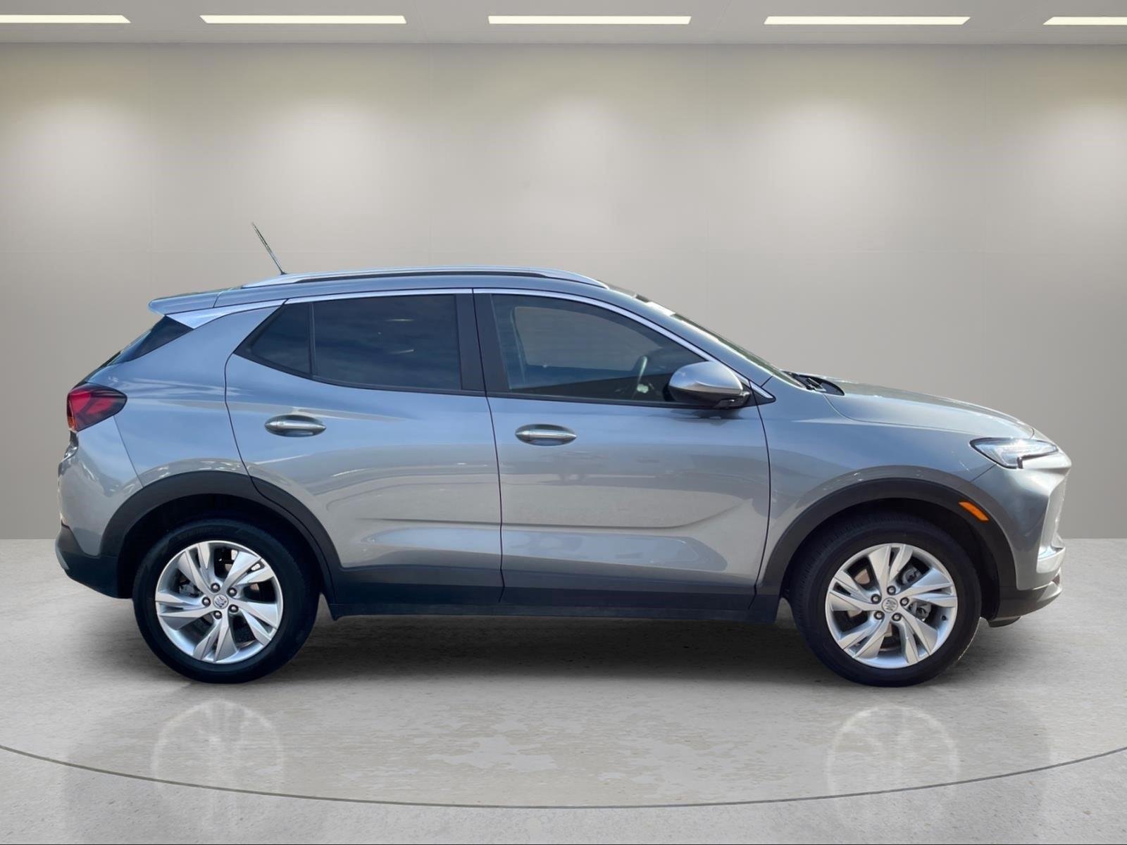 Used 2025 Moonstone Gray Metallic Buick Preferred image 7