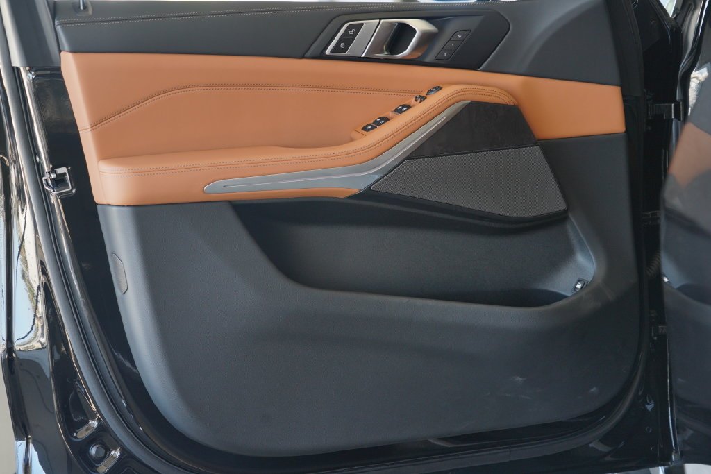 2026 BMW X5 50e - Photo 12