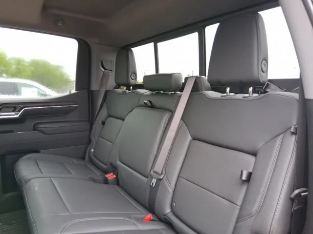 2026 GMC Sierra 1500 SLT - Photo 16