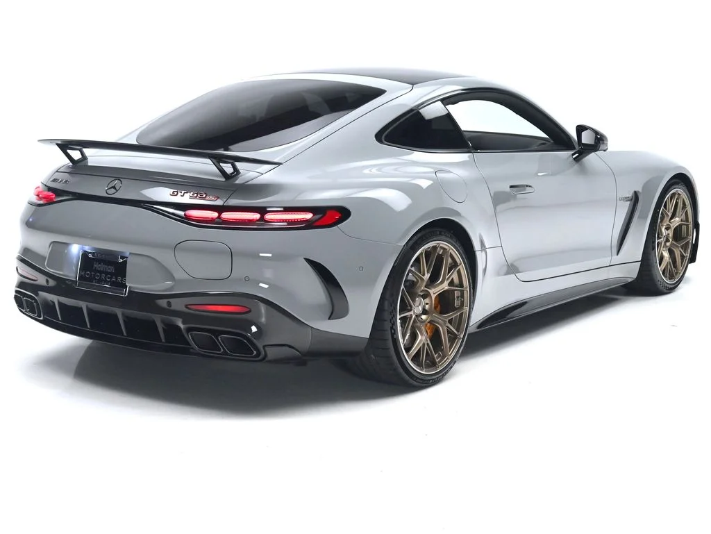 Used 2026 Alpine Grey Mercedes-Benz S E Performance image 6