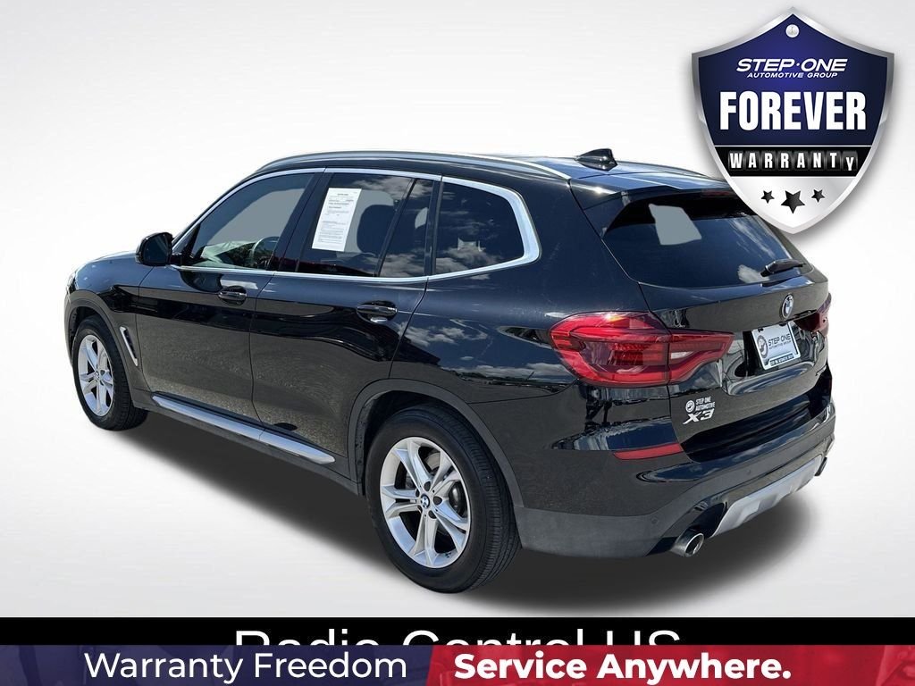 Used 2021 Black BMW sDrive30i image 6
