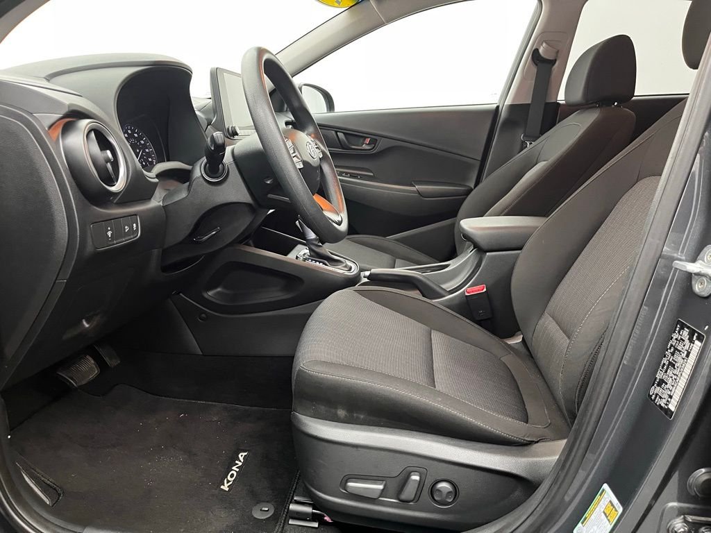 2023 Hyundai Kona SEL - Photo 18