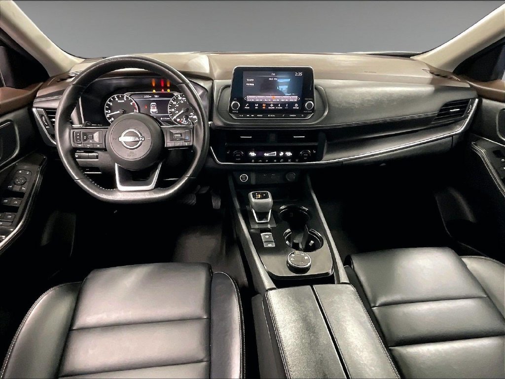 Used 2023 White Nissan SV image 22