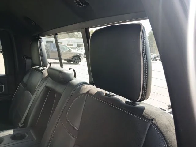 New 2026 Granite Crystal Metallic Clear-Coat Exterior Paint RAM Laramie image 15