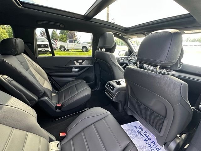 New 2026 MANUFAKTUR Moonlight White Magno Mercedes-Benz GLS 450 image 20