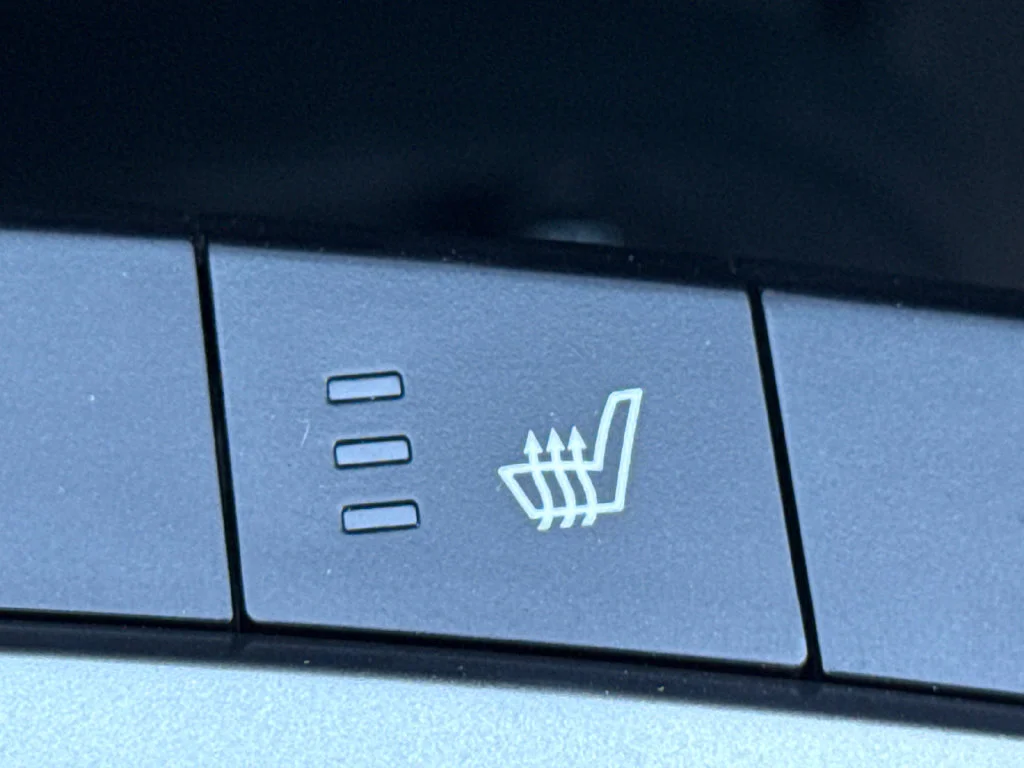 New 2026 Wolf Gray Kia LIGHT image 27