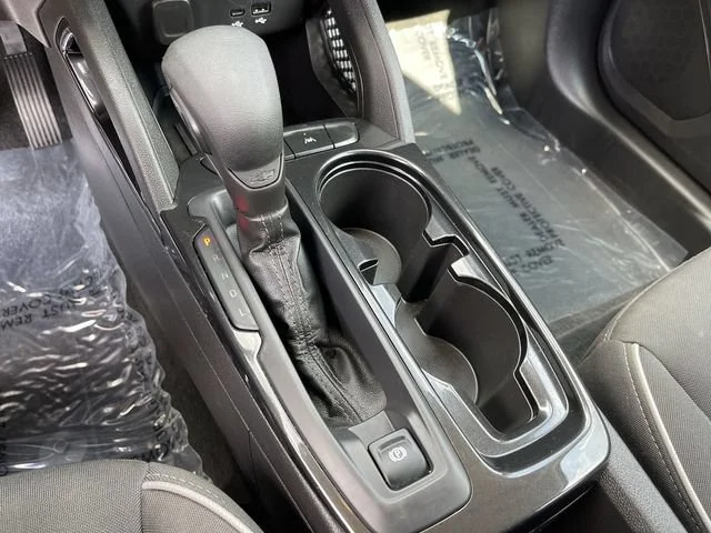 Used 2025 Mosaic Black Metallic Chevrolet LT image 21