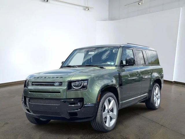 2026 Land Rover Defender 130 X-Dynamic SE