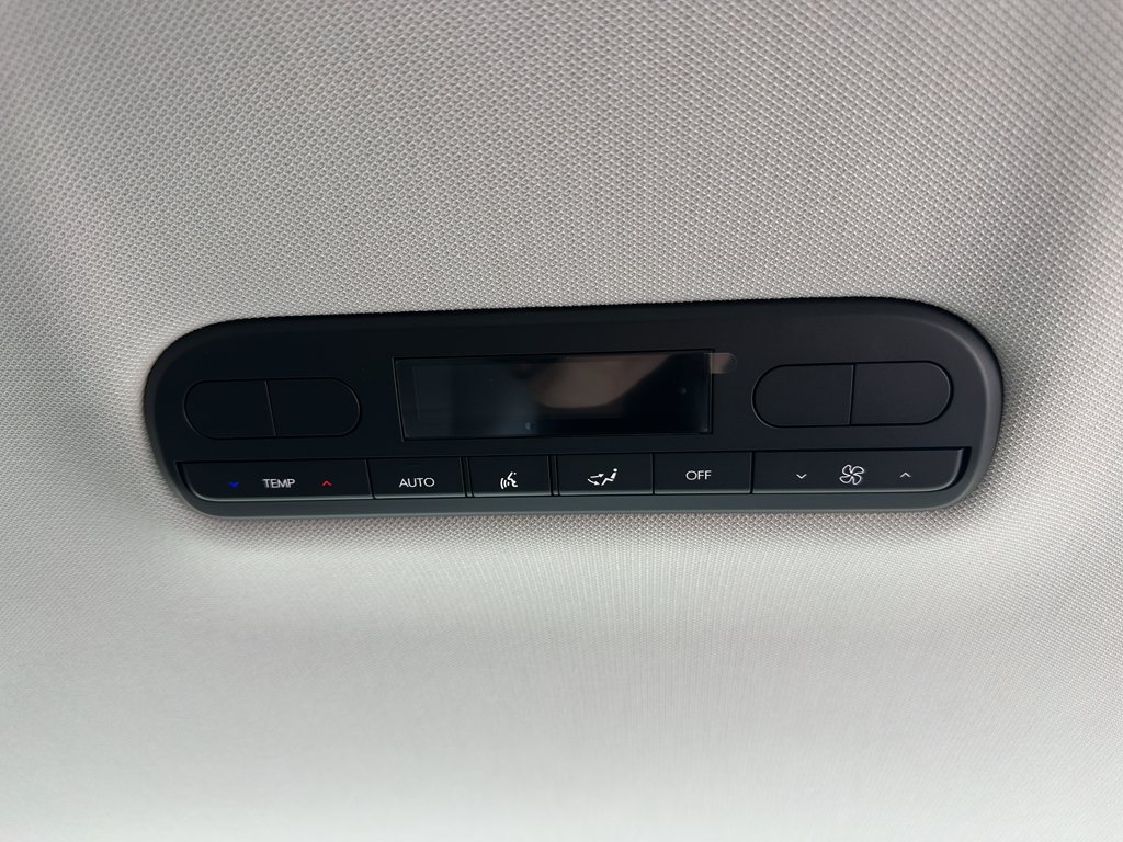 New 2026 Pacific Sapphire Hyundai SEL 7P image 32