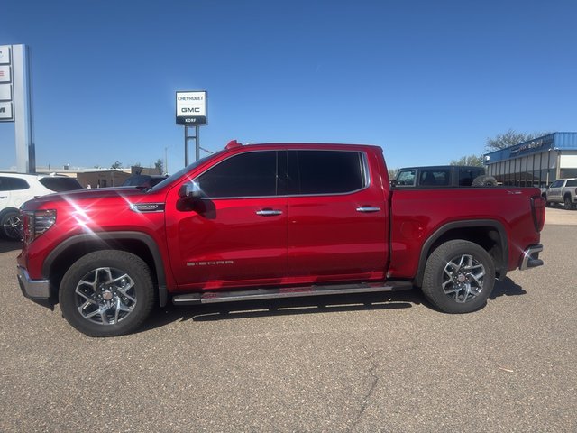 2025 GMC Sierra 1500 SLT
