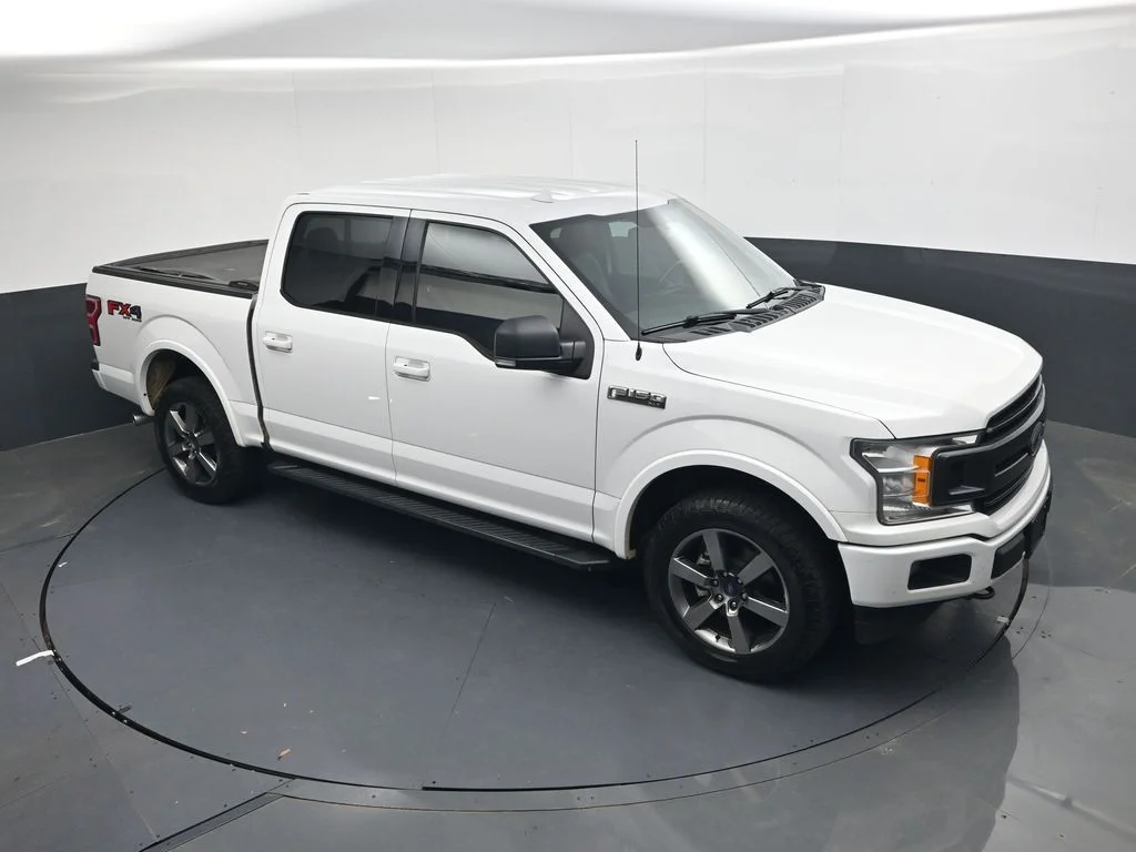 Used 2018 White Ford XLT image 18
