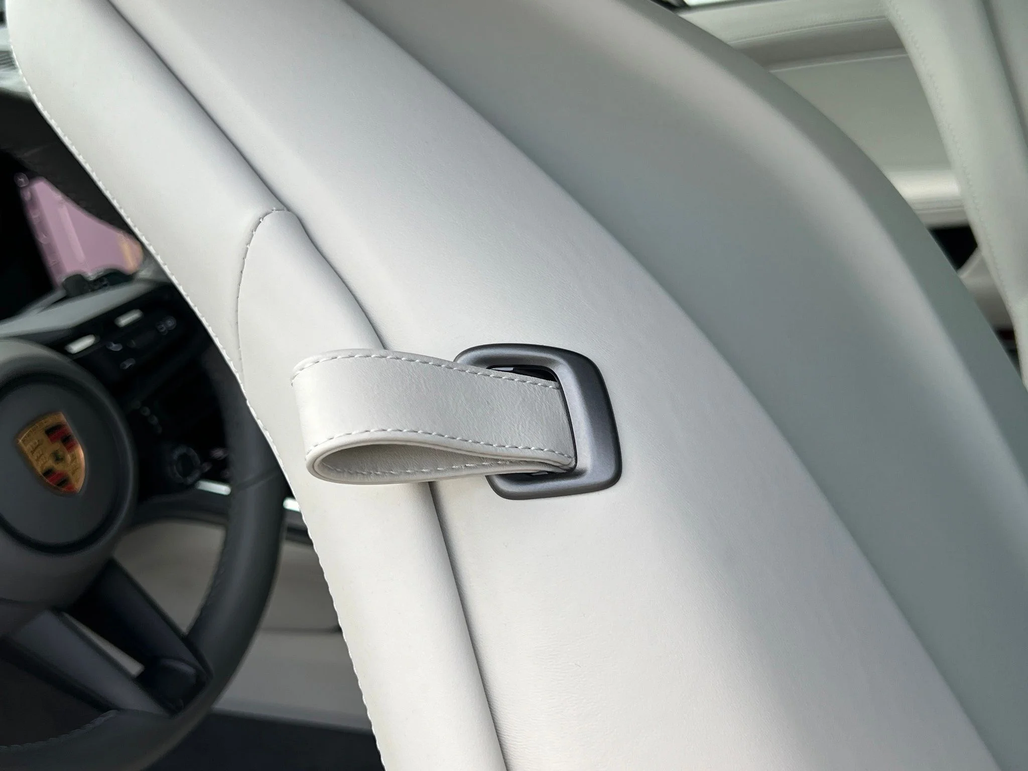 Used 2020 White Porsche Carrera 4S image 31