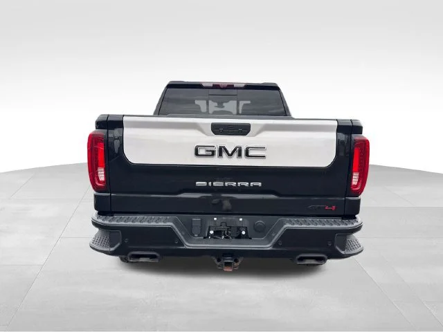 Used 2022 ONYX BLACK GMC AT4 image 4