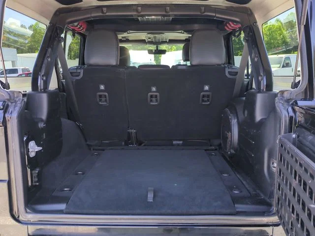 Used 2018 Black Jeep Unlimited Rubicon image 23