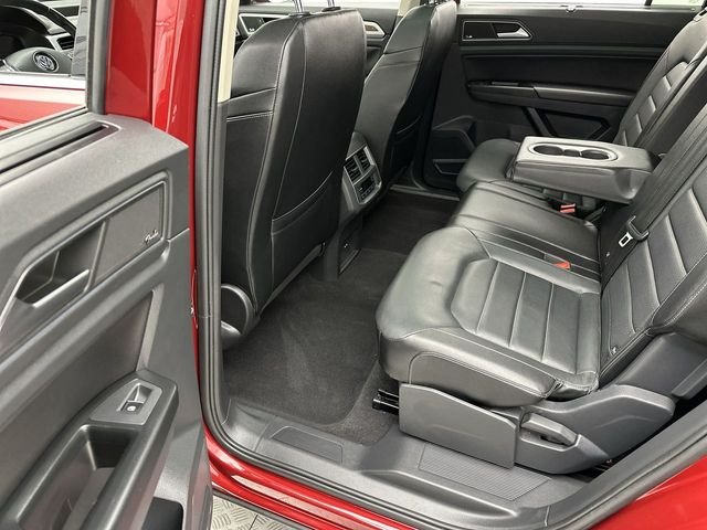 Used 2019 Red Volkswagen SEL Premium image 23