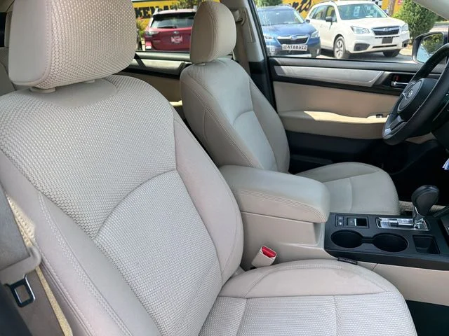 Used 2019 Black Subaru 2.5i Premium image 25