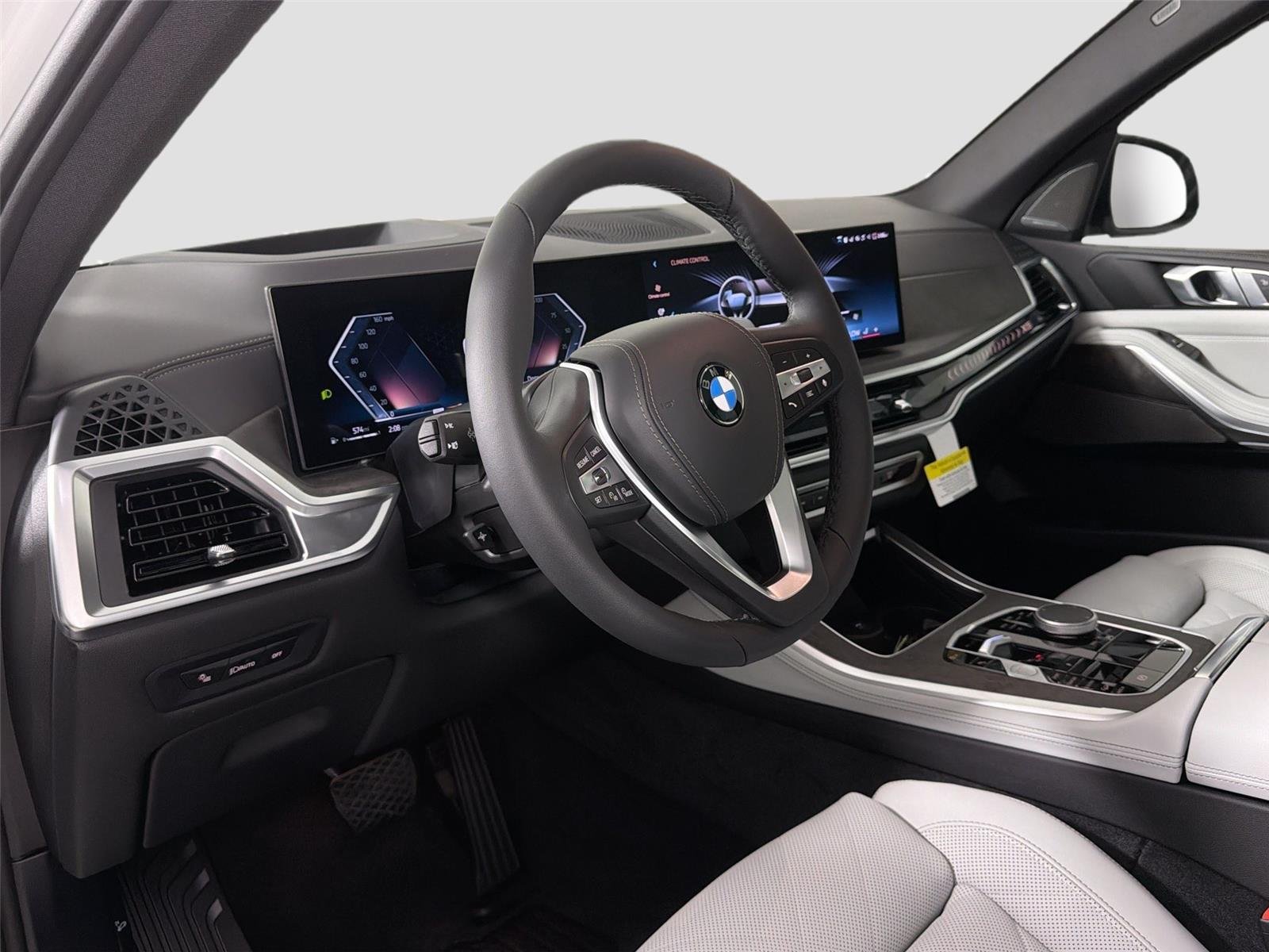 New 2026 Alpine White BMW xDrive40i image 9