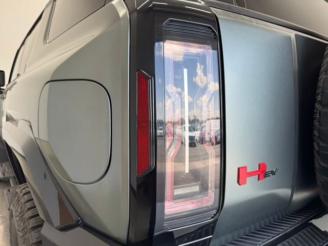Used 2024 Moonshot Green Matte GMC 3X image 35