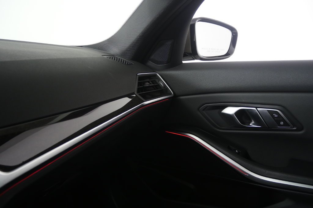 Used 2022 Alpine White BMW M340i image 26