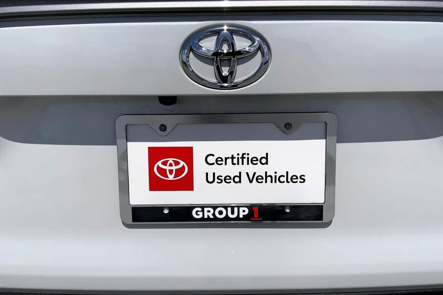 Used 2024 Wind Chill Pearl Toyota Limited image 10