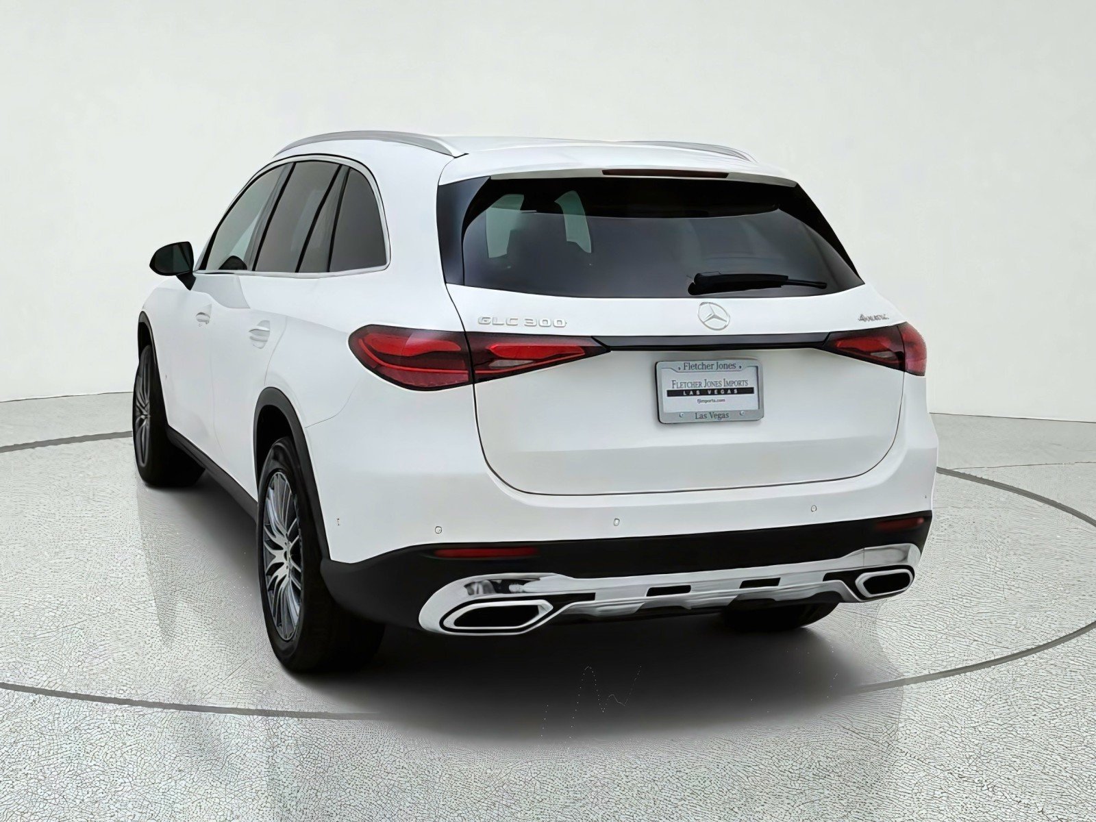 Certified Used 2025 Polar White Mercedes-Benz GLC 300 image 11