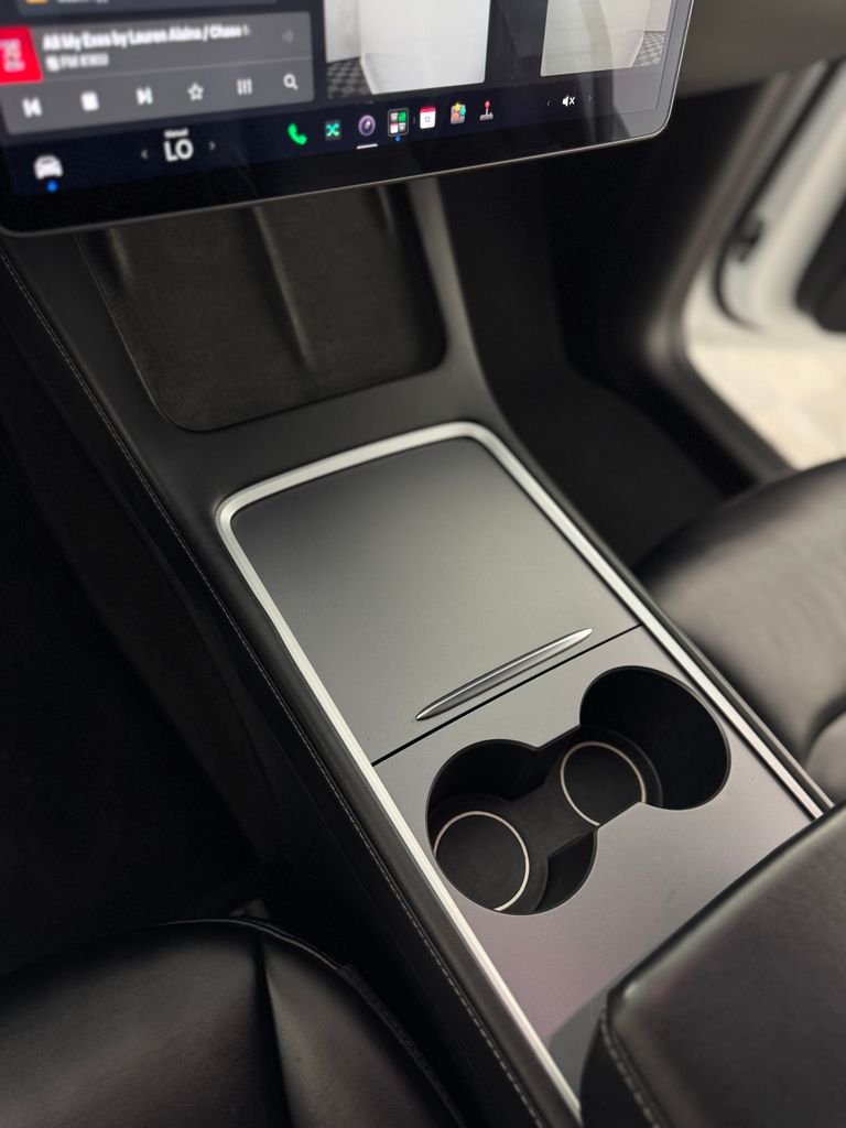 Used 2021 Pearl White Multi-Coat Tesla Long Range image 15