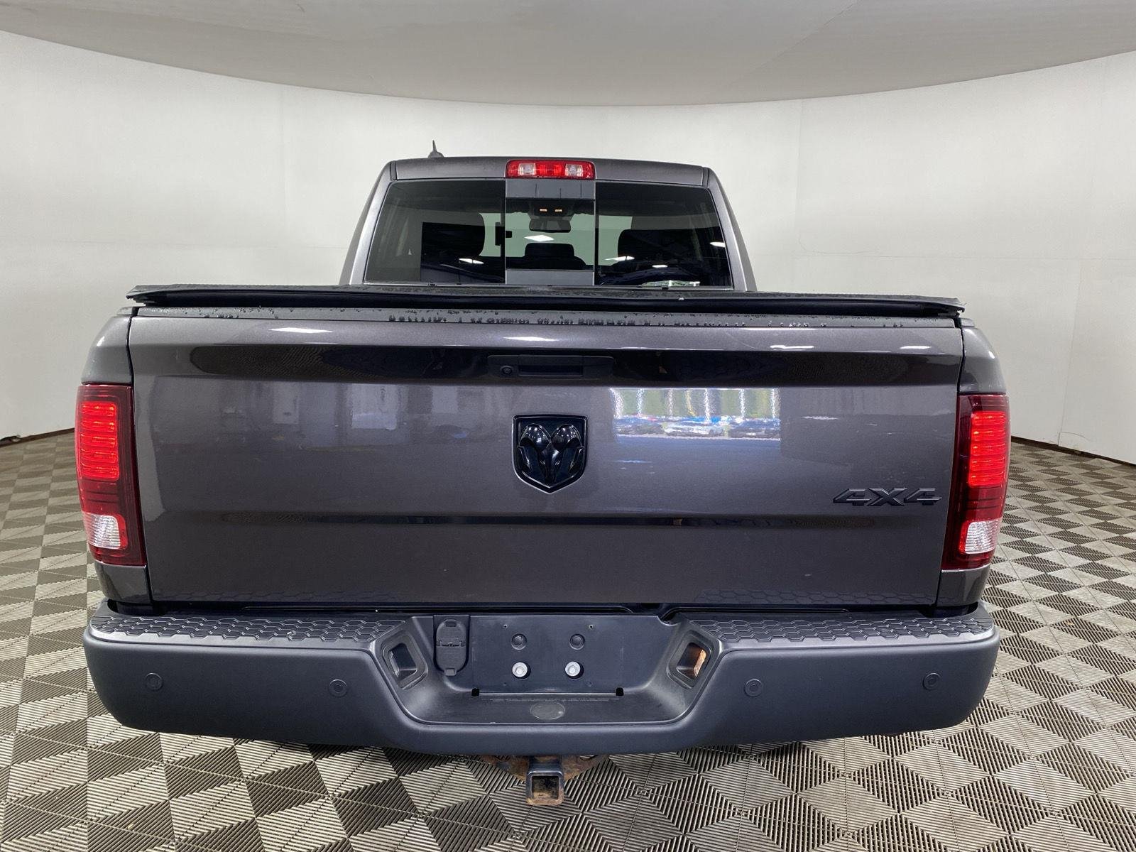 Used 2020 Granite Crystal Metallic Clearcoat Ram Warlock image 6