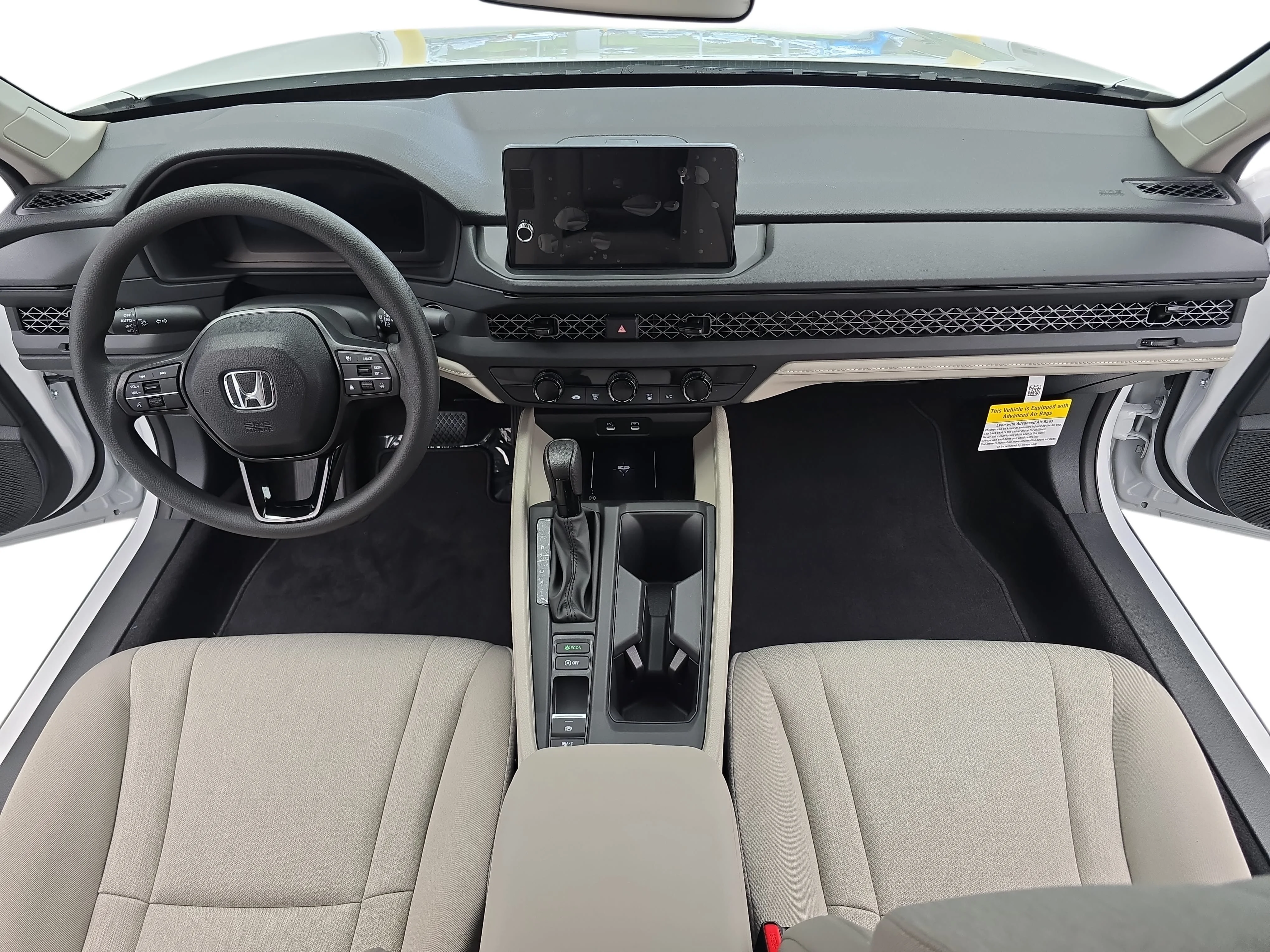 New 2026 Platinum White Pearl Honda LX image 9