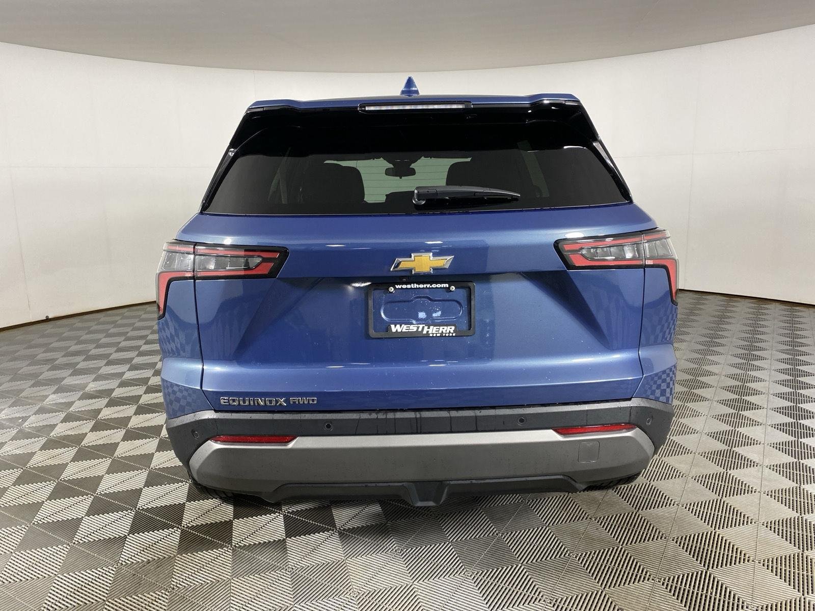 Used 2025 Lakeshore Blue Metallic Chevrolet AWD LT image 6