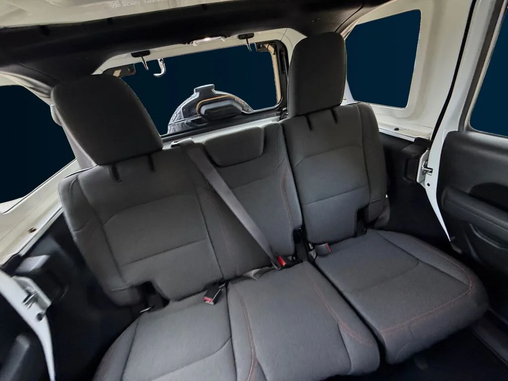Used 2026 White Jeep Rubicon image 18