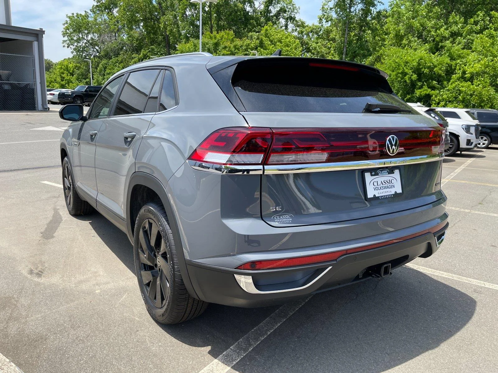 New 2026 Pure Gray Volkswagen 2.0T SE w/Technology image 3