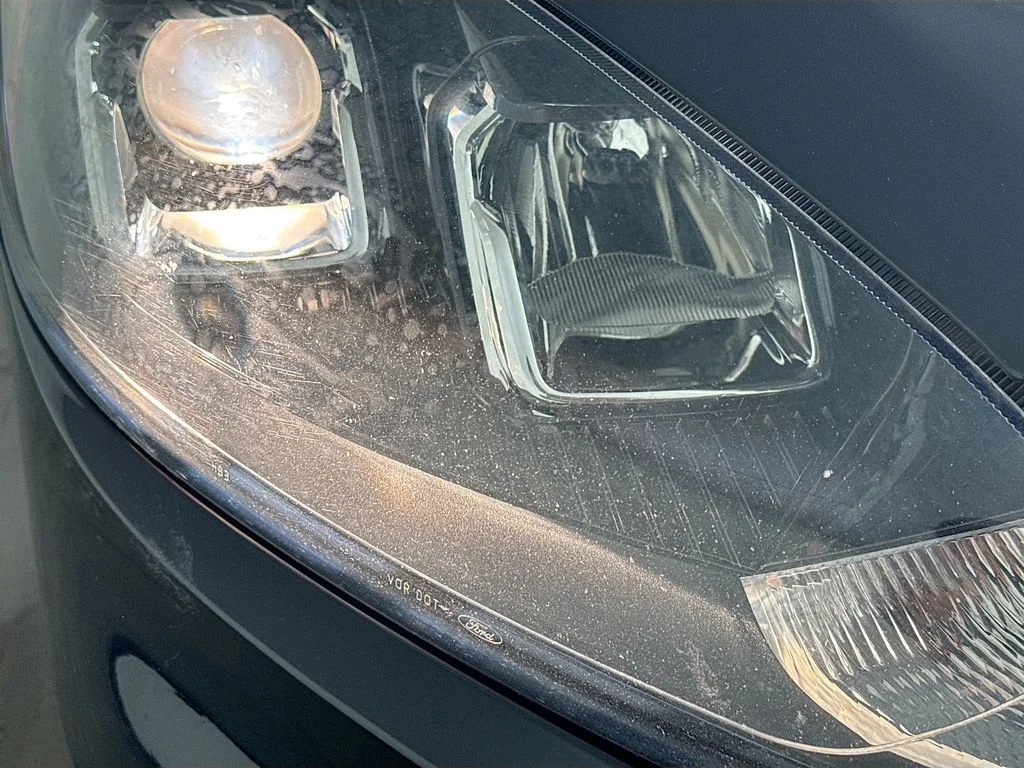 Used 2020 Black Ford SE image 35