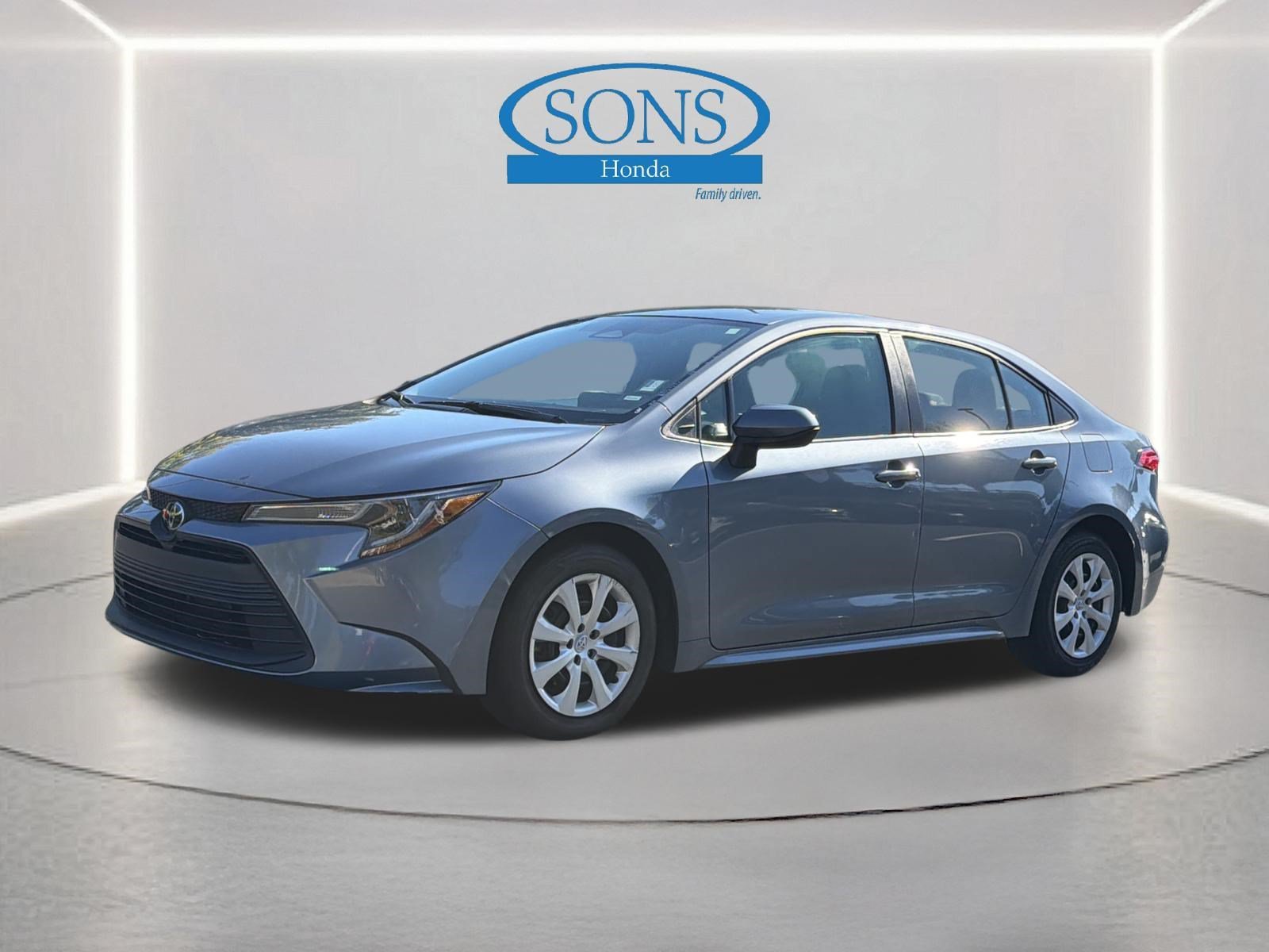 Used 2024 Celestite Toyota LE image 19