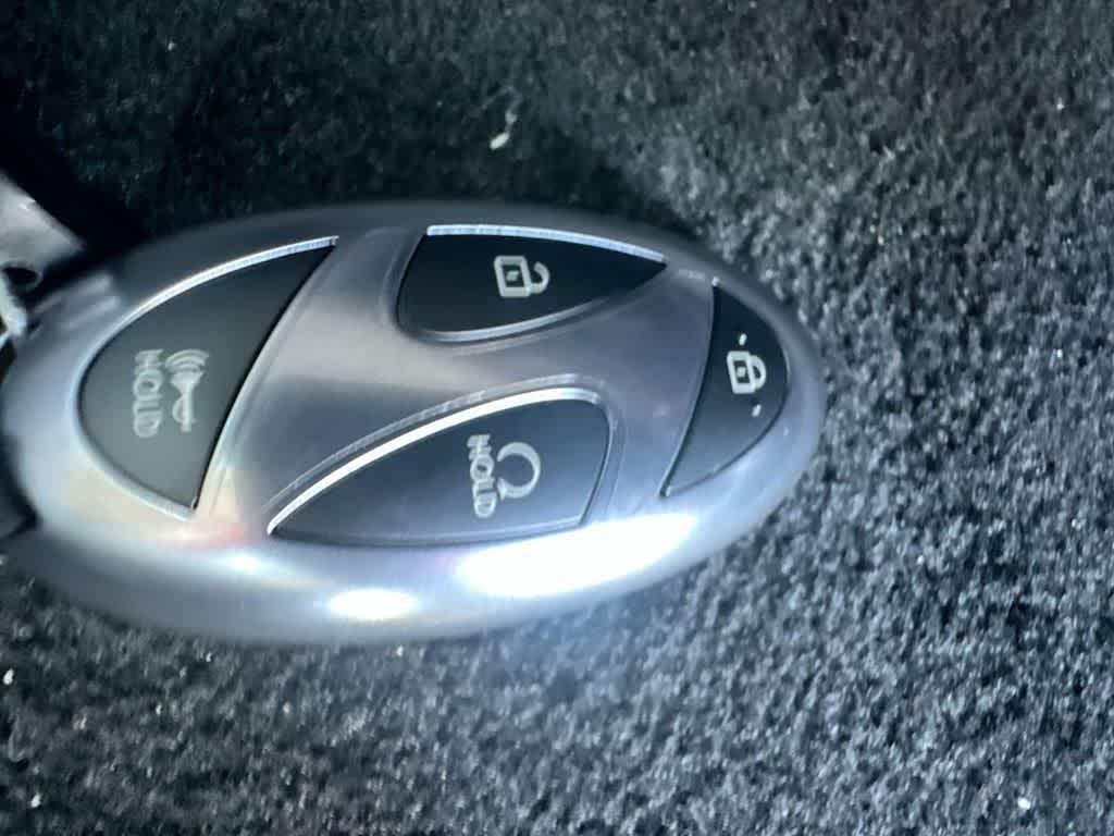 New 2026 Phantom Black Hyundai SE FWD image 28