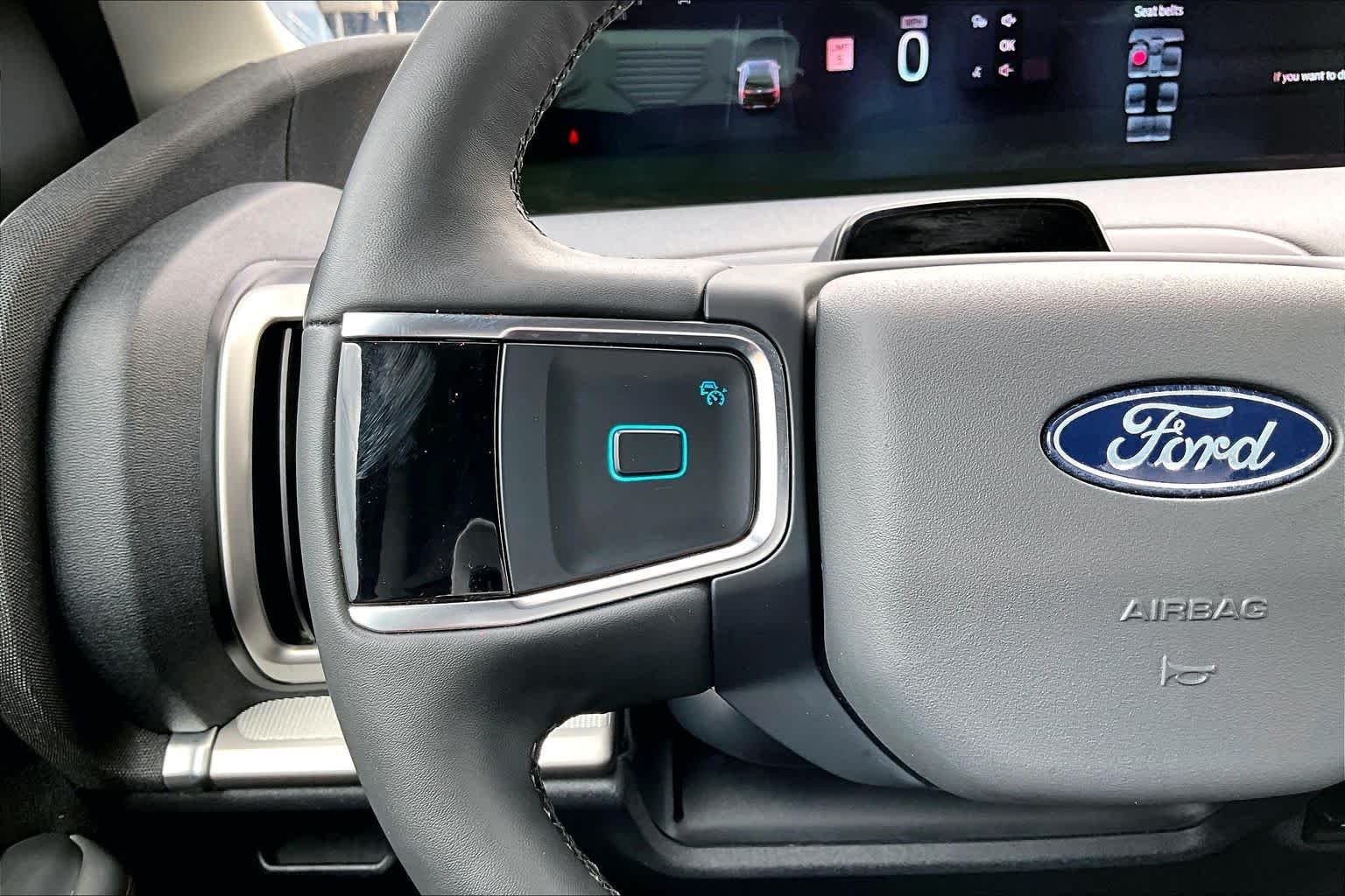 Used 2025 Agate Black Metallic Ford Active image 24