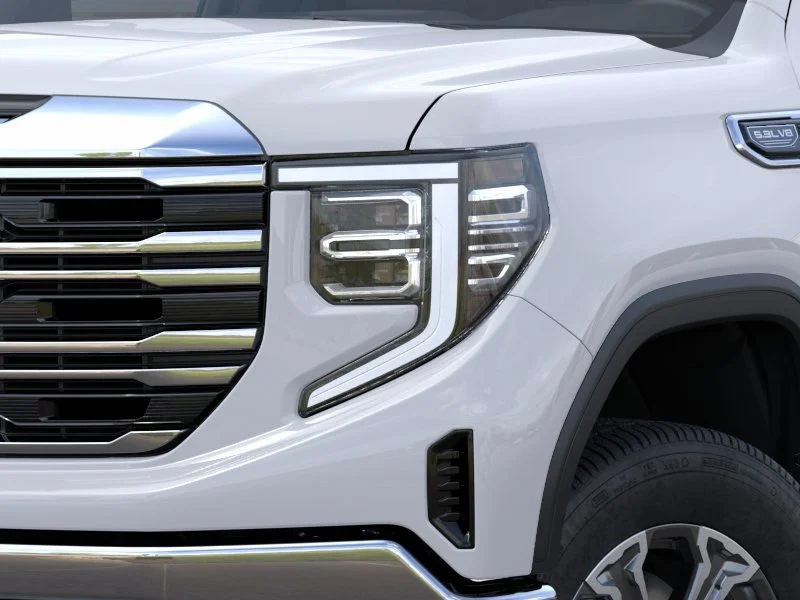 2026 GMC Sierra 1500 SLT - Photo 10
