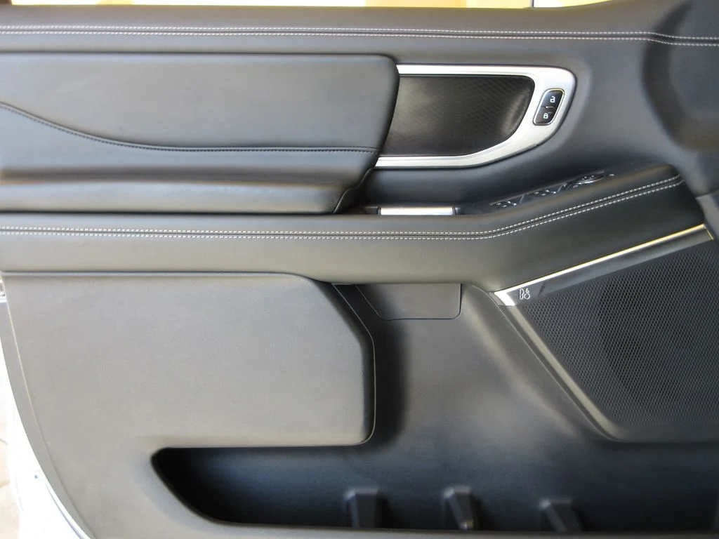 New 2026 Glacier Gray Metallic Tri-Coat Ford Platinum image 10