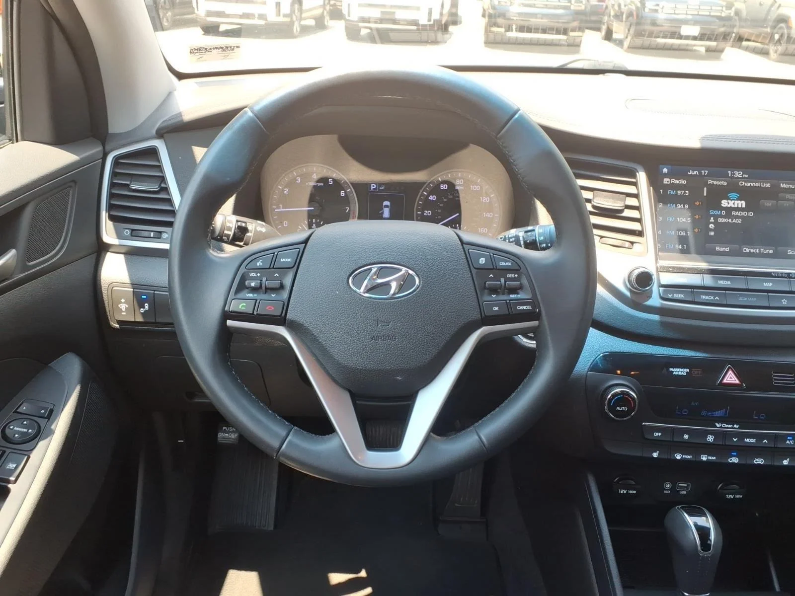 Used 2018 Black Noir Pearl Hyundai SEL Plus image 12