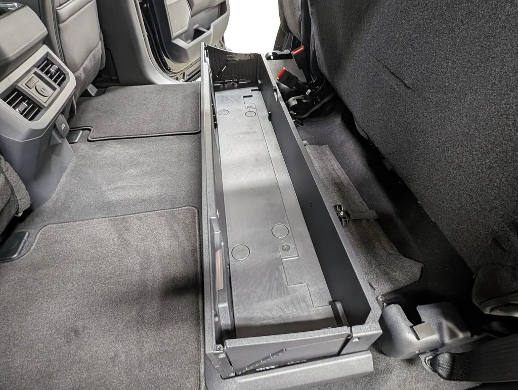 New 2026 Agate Black Metallic Ford F-250® Lariat® image 21