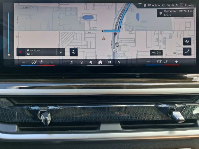 Used 2025 Red BMW xDrive40i image 21