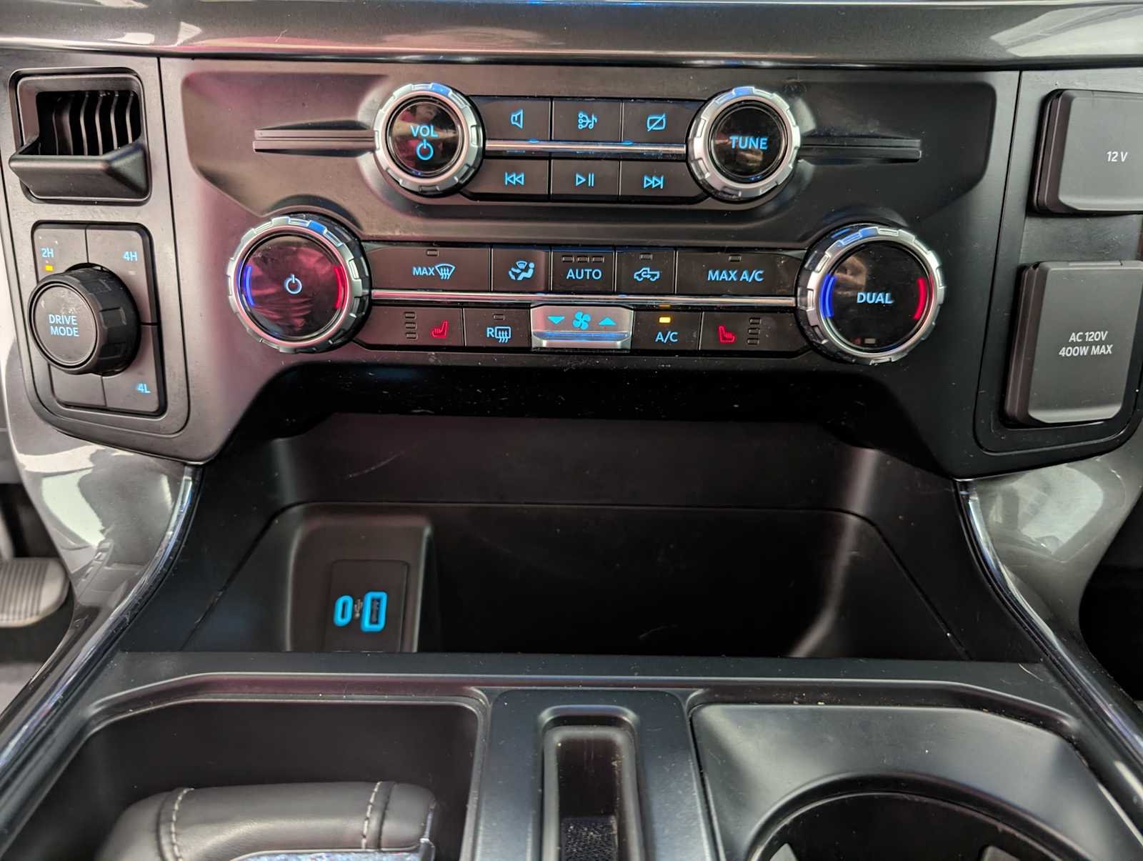 Used 2023 Area 51 Blue Ford XLT image 37
