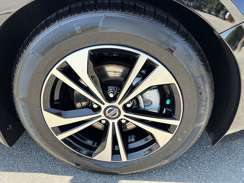 Used 2020 Super Black Nissan SV image 12