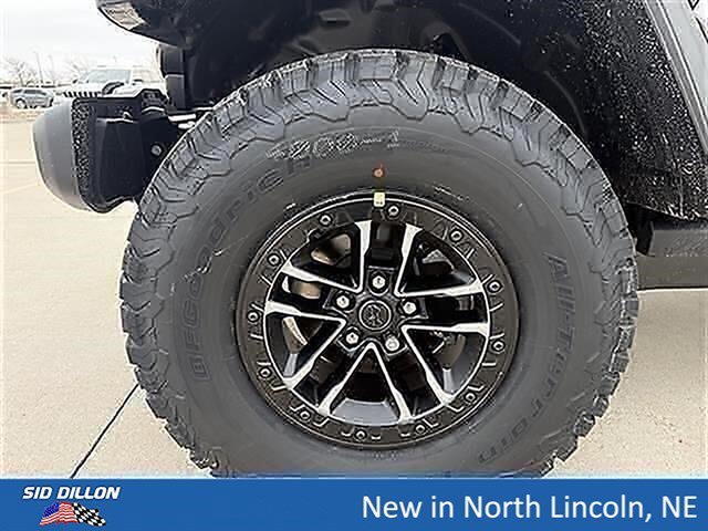New 2026 Granite Crystal Metallic Clearcoat Jeep Willys image 5