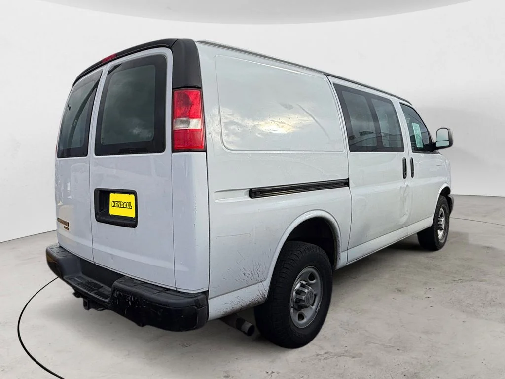 Used 2013 White Chevrolet Work Van image 3