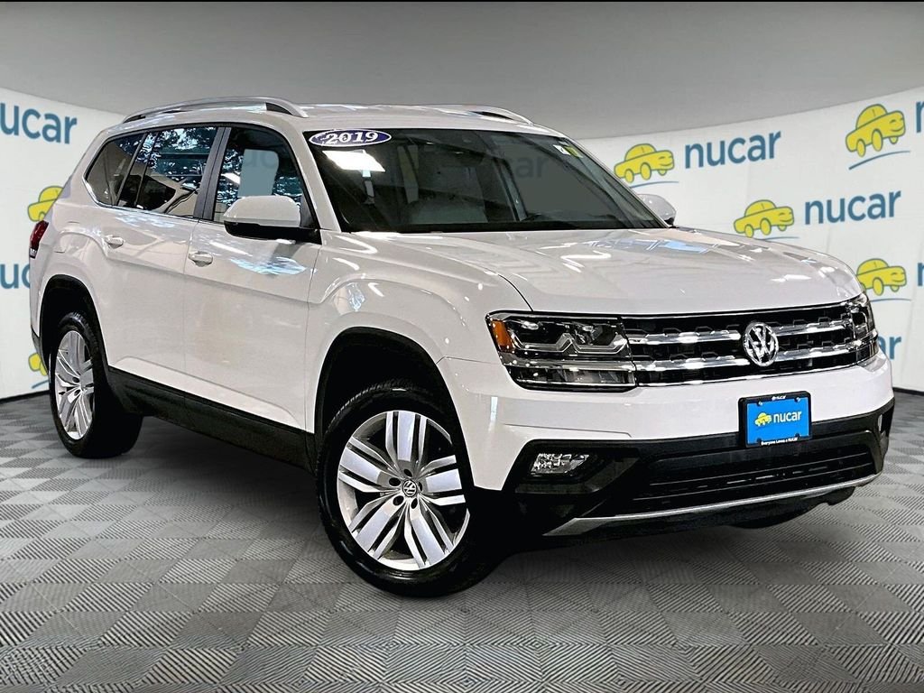 Used 2019 White Volkswagen 3.6L V6 SE image 1