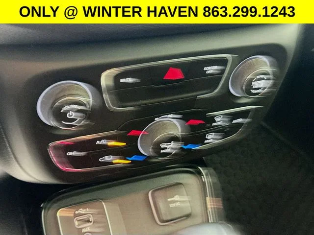 Used 2019 Black Jeep Latitude image 16