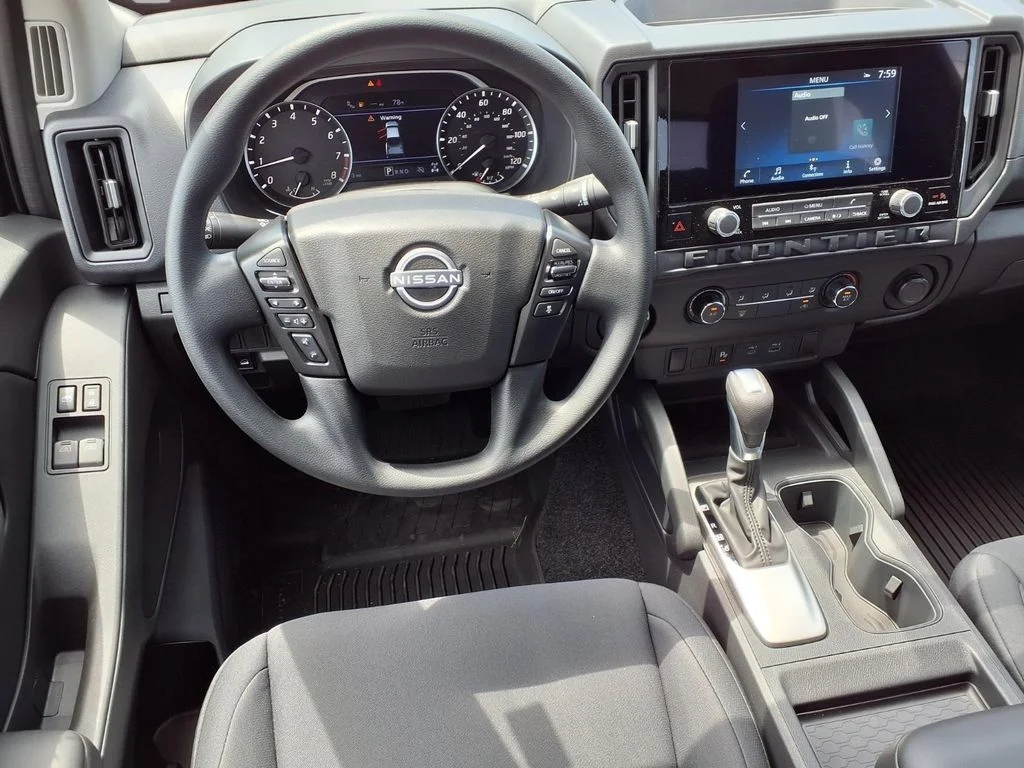 New 2026 Glacier White Nissan King Cab® S image 4
